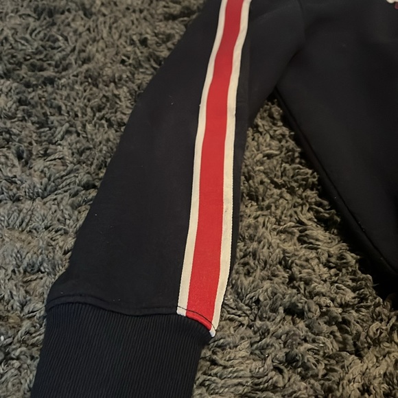 Holister hoodie - Picture 3 of 5